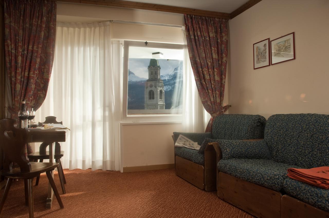 Hotel Alaska Cortina Cortina dʼAmpezzo Kültér fotó