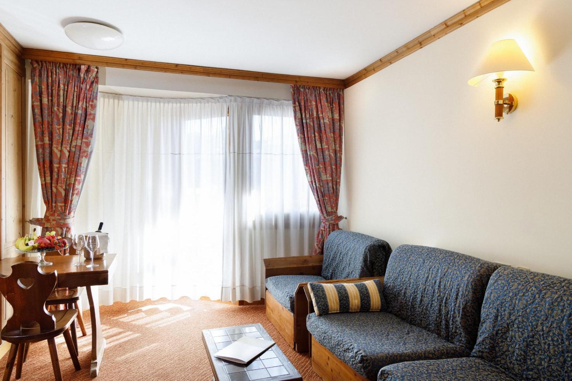 Hotel Alaska Cortina Cortina dʼAmpezzo Kültér fotó