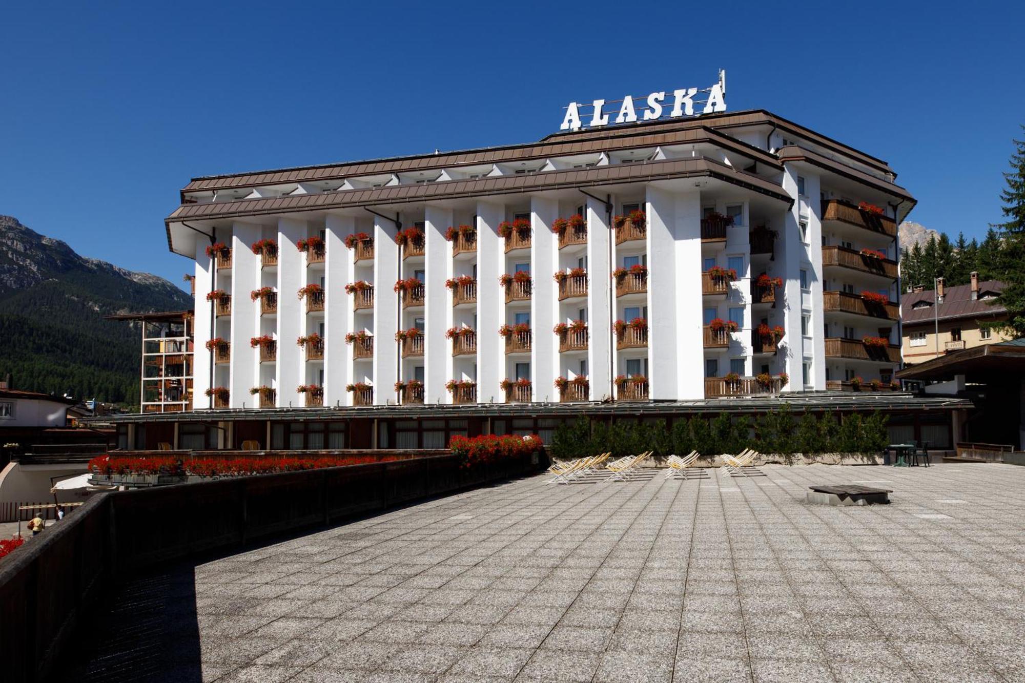 Hotel Alaska Cortina Cortina dʼAmpezzo Kültér fotó