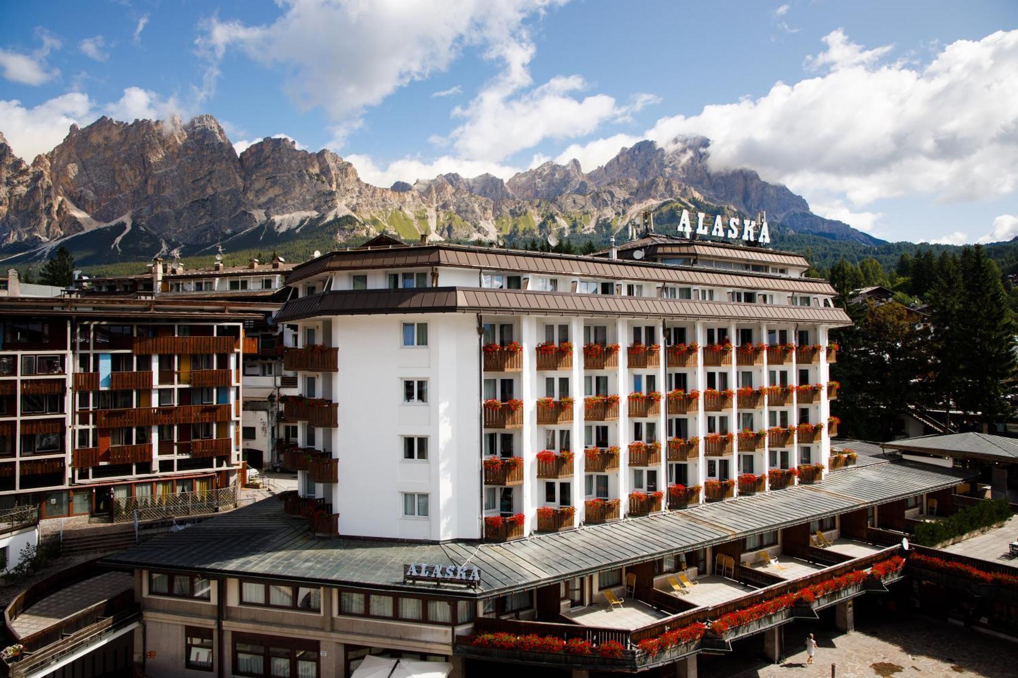 Hotel Alaska Cortina Cortina dʼAmpezzo Kültér fotó